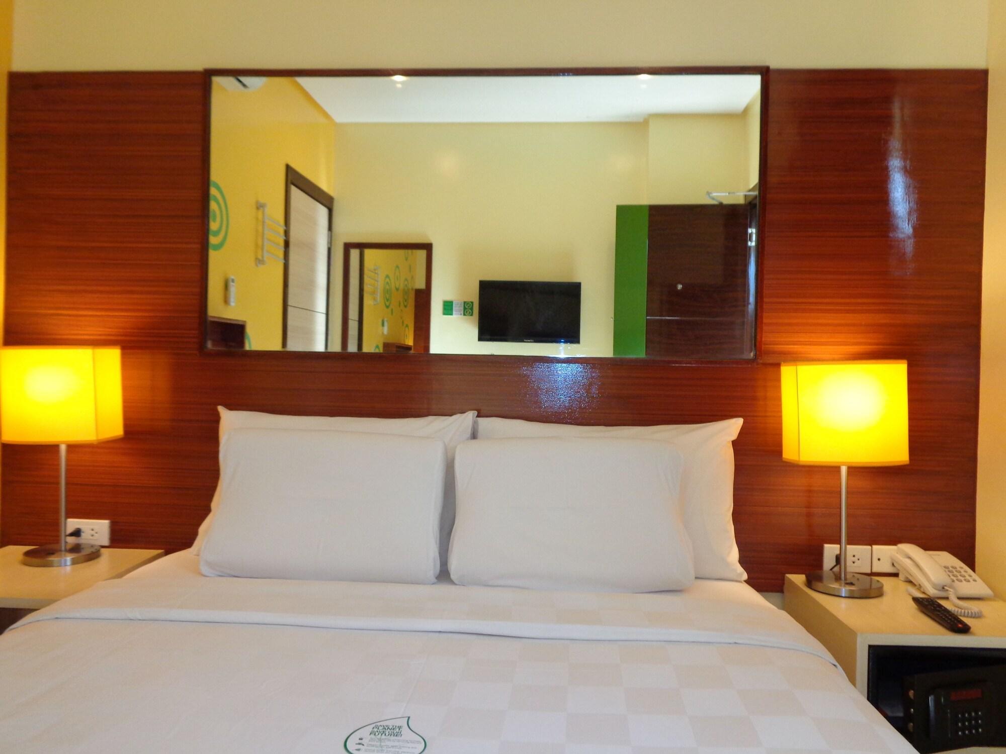 Go Hotels Tacloban Zewnętrze zdjęcie