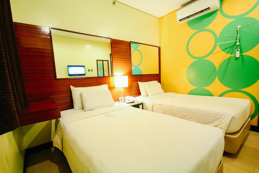 Go Hotels Tacloban Zewnętrze zdjęcie