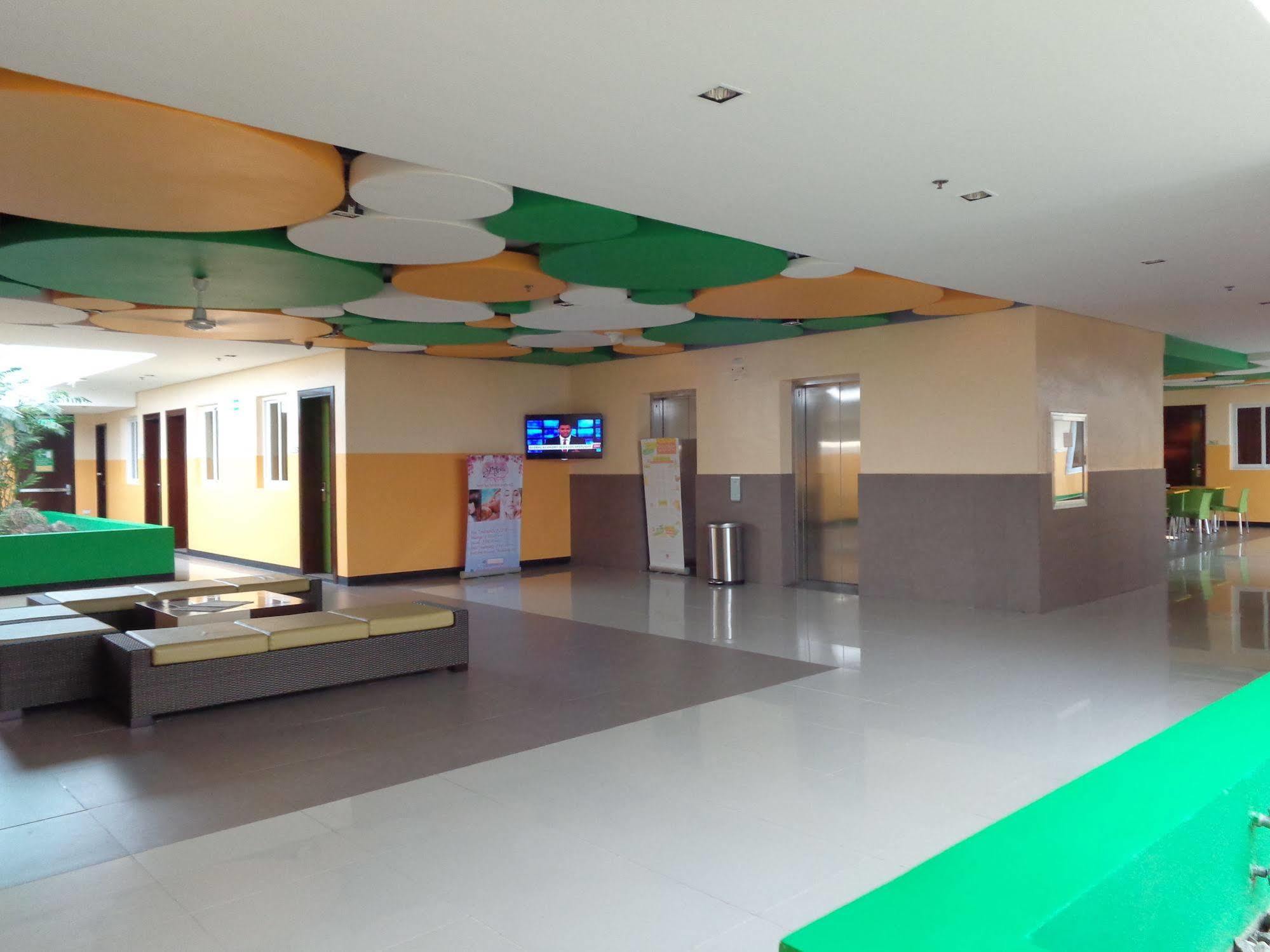 Go Hotels Tacloban Zewnętrze zdjęcie