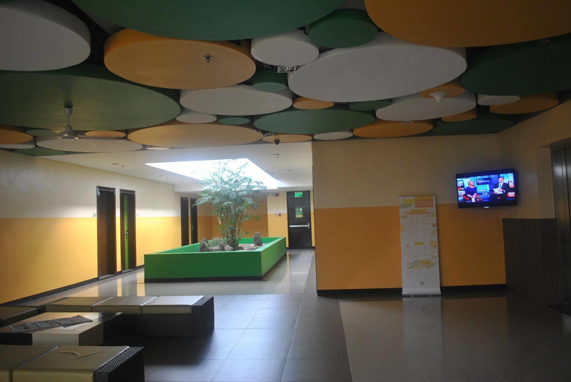 Go Hotels Tacloban Zewnętrze zdjęcie